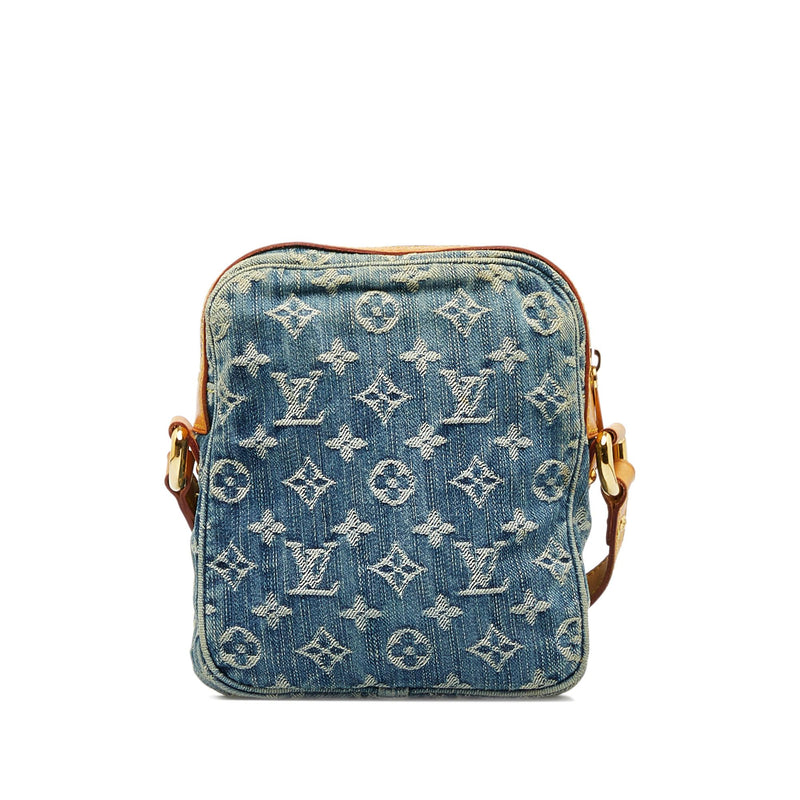 Louis Vuitton Monogram Denim Camera Bag (SHG-MEBCRm)