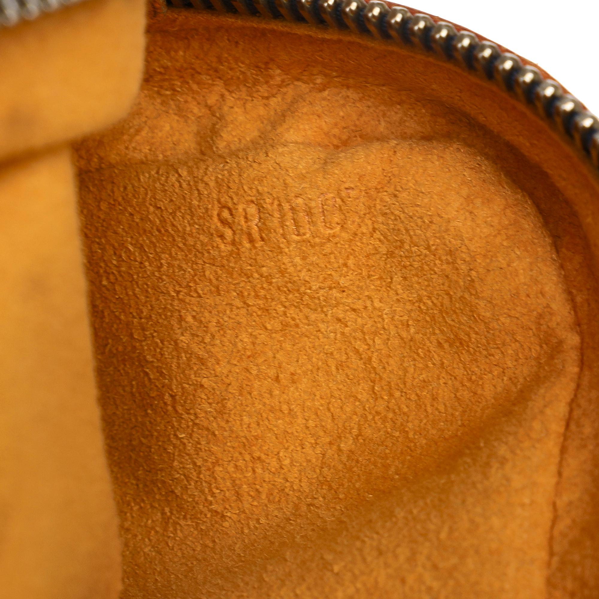 Louis Vuitton Monogram Denim Camera Bag (SHG-MEBCRm)