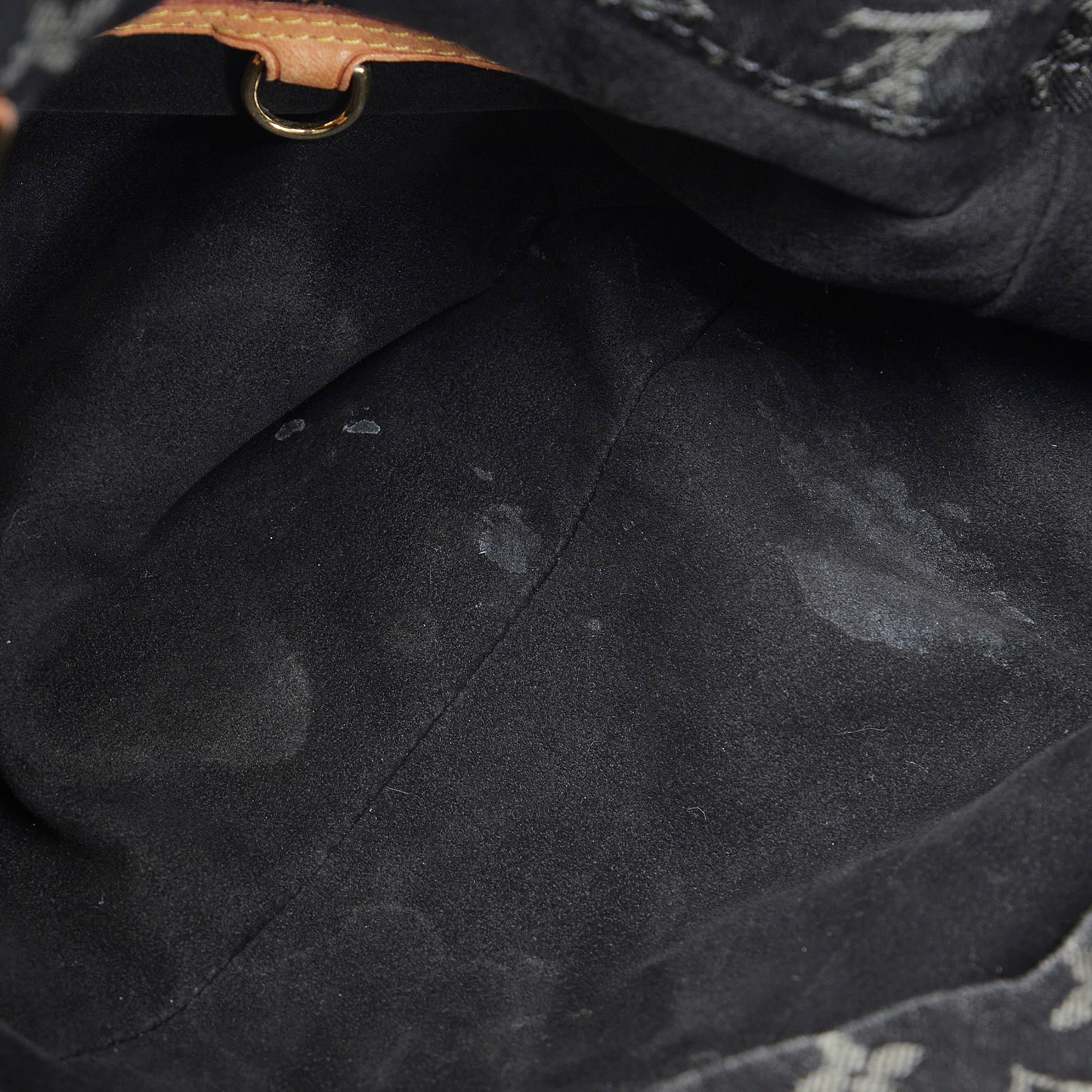 Louis Vuitton Monogram Denim Daily PM (SHG-QSBZuq)