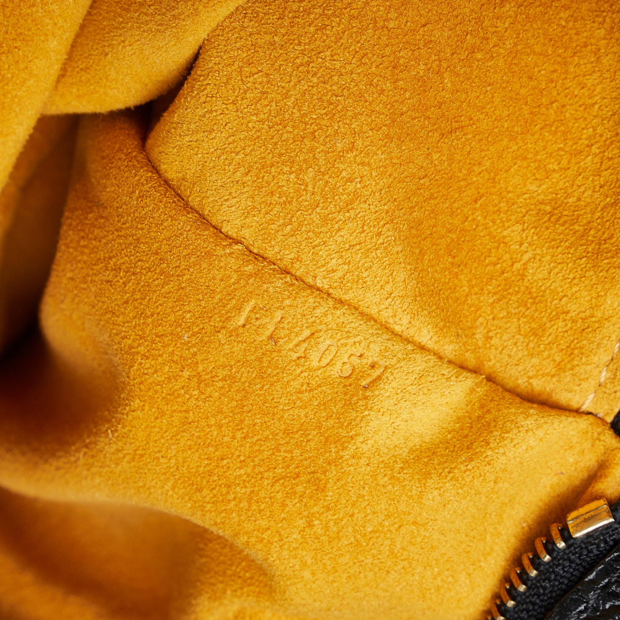 Louis Vuitton Monogram Denim Mahina XL (SHG-WhRTo3)