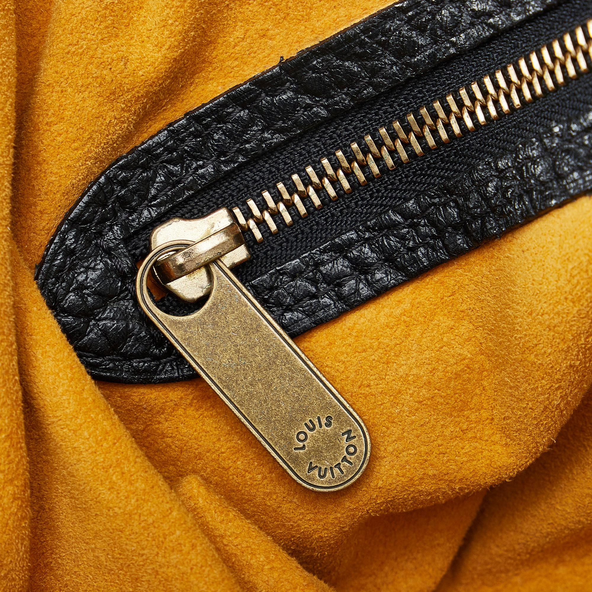 Louis Vuitton Monogram Denim Mahina XL (SHG-WhRTo3)