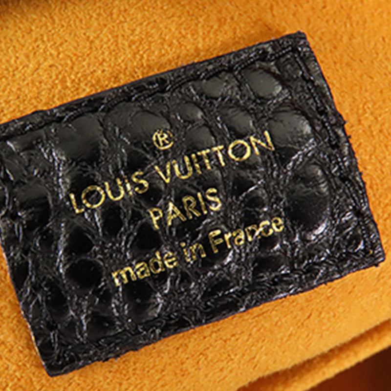 Louis Vuitton Monogram Denim Neo Cabby MM (SHG-RWGkIn)