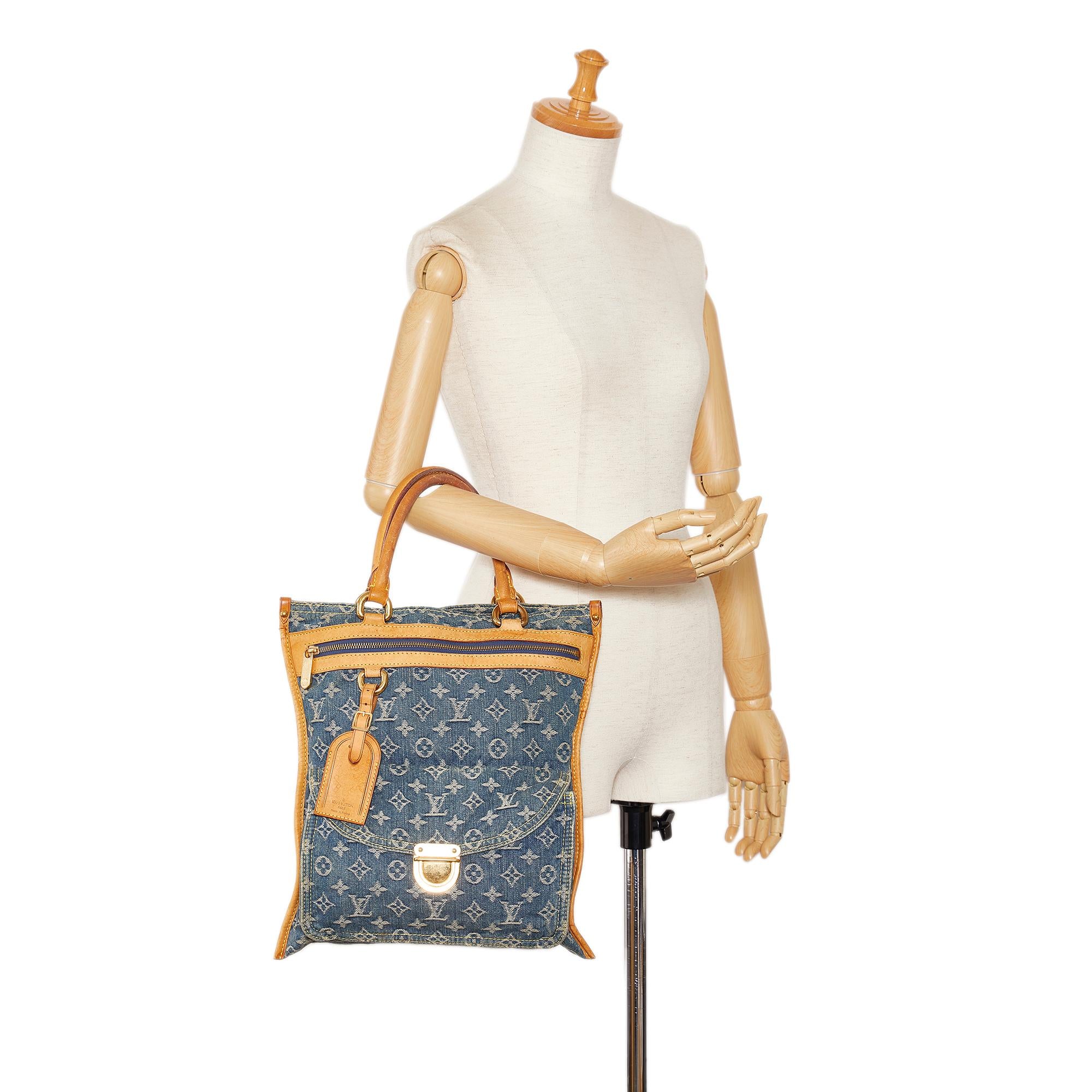 Louis Vuitton Monogram Denim Sac Plat (SHG-xNyEUX)