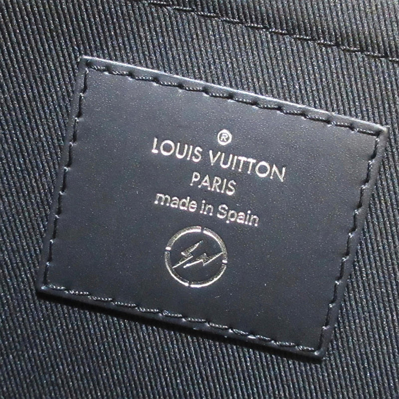 Louis Vuitton Monogram Eclipse Apollo Messenger MM (SHG-36944)