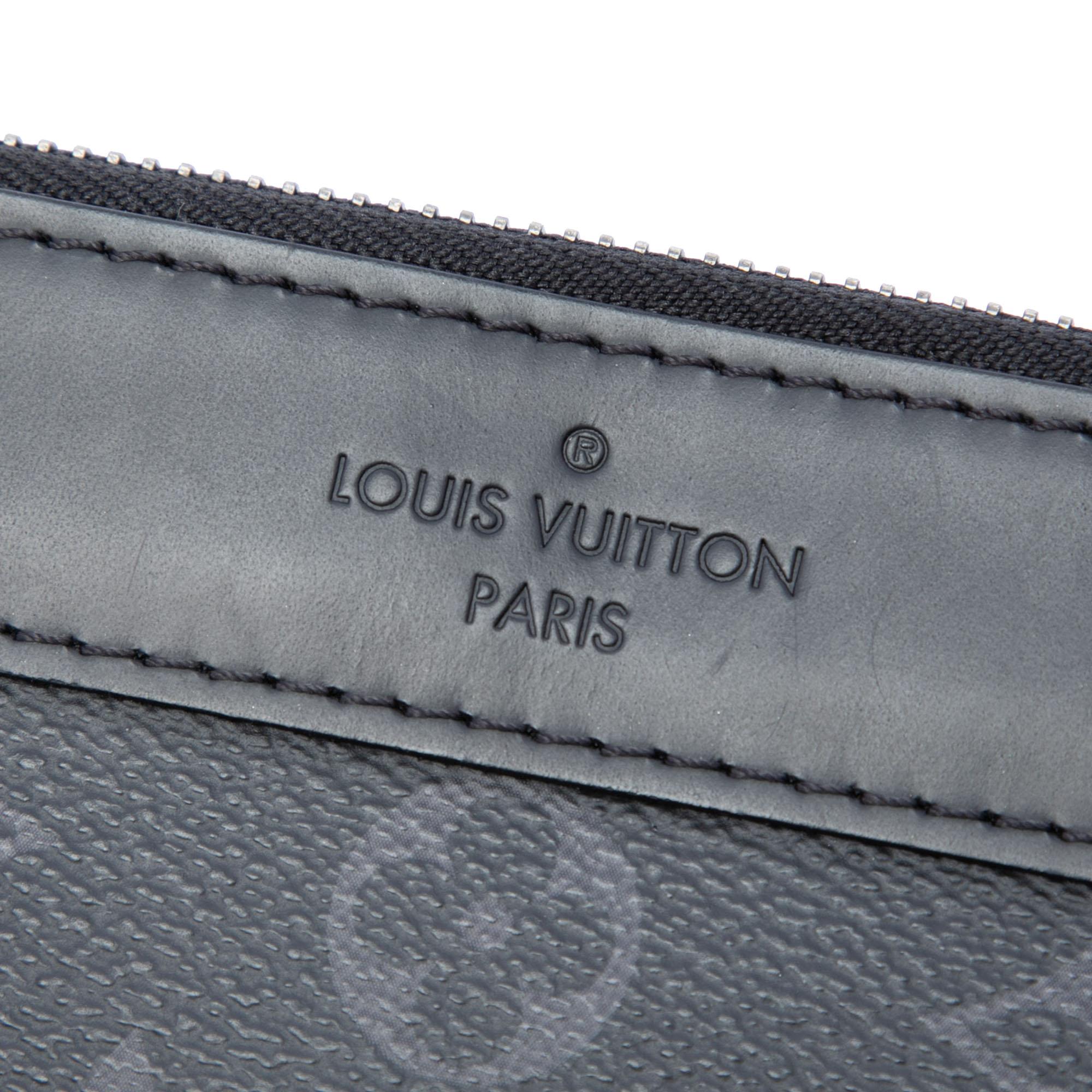 Louis Vuitton Monogram Eclipse Discovery Pochette GM