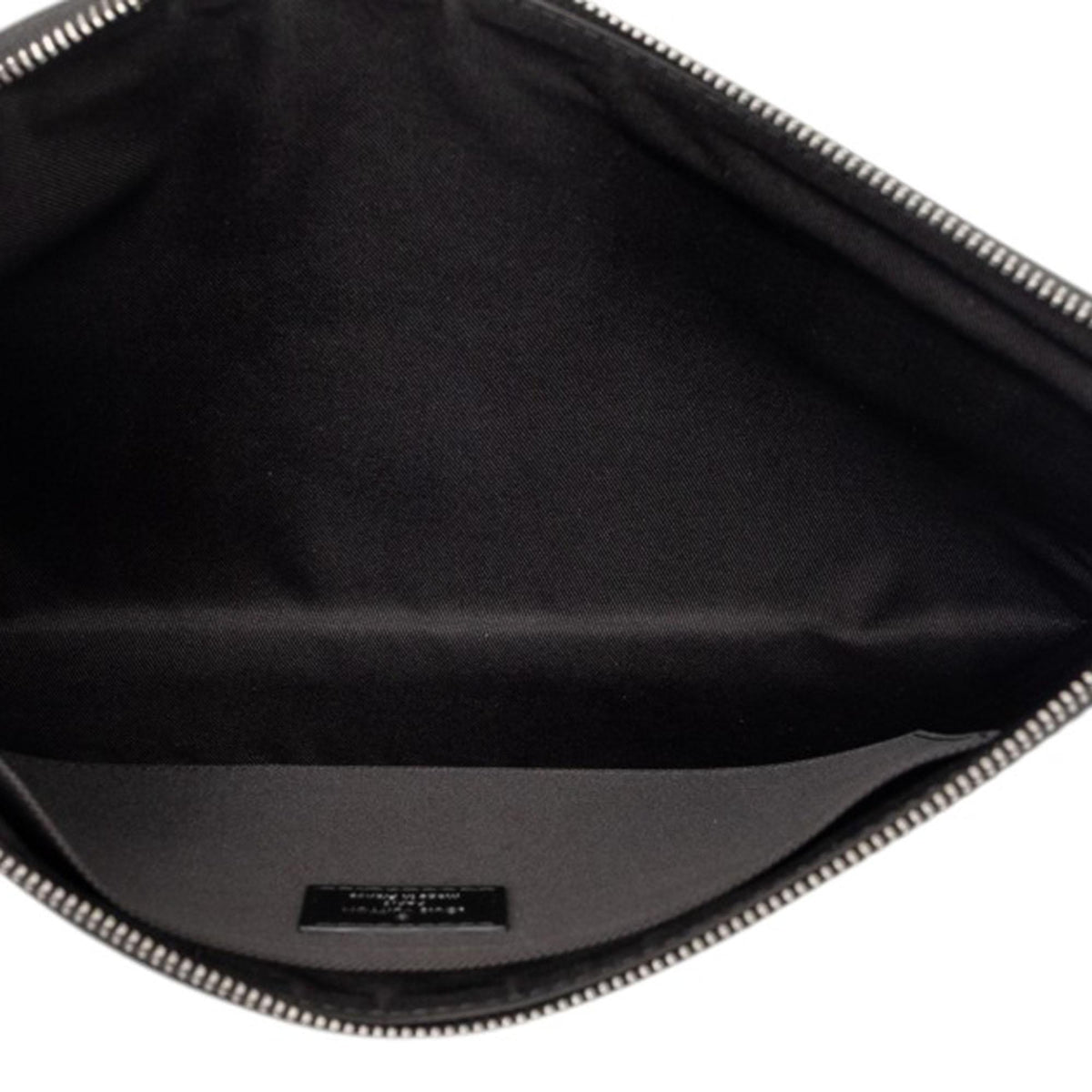 Louis Vuitton Monogram Eclipse Discovery Pochette GM