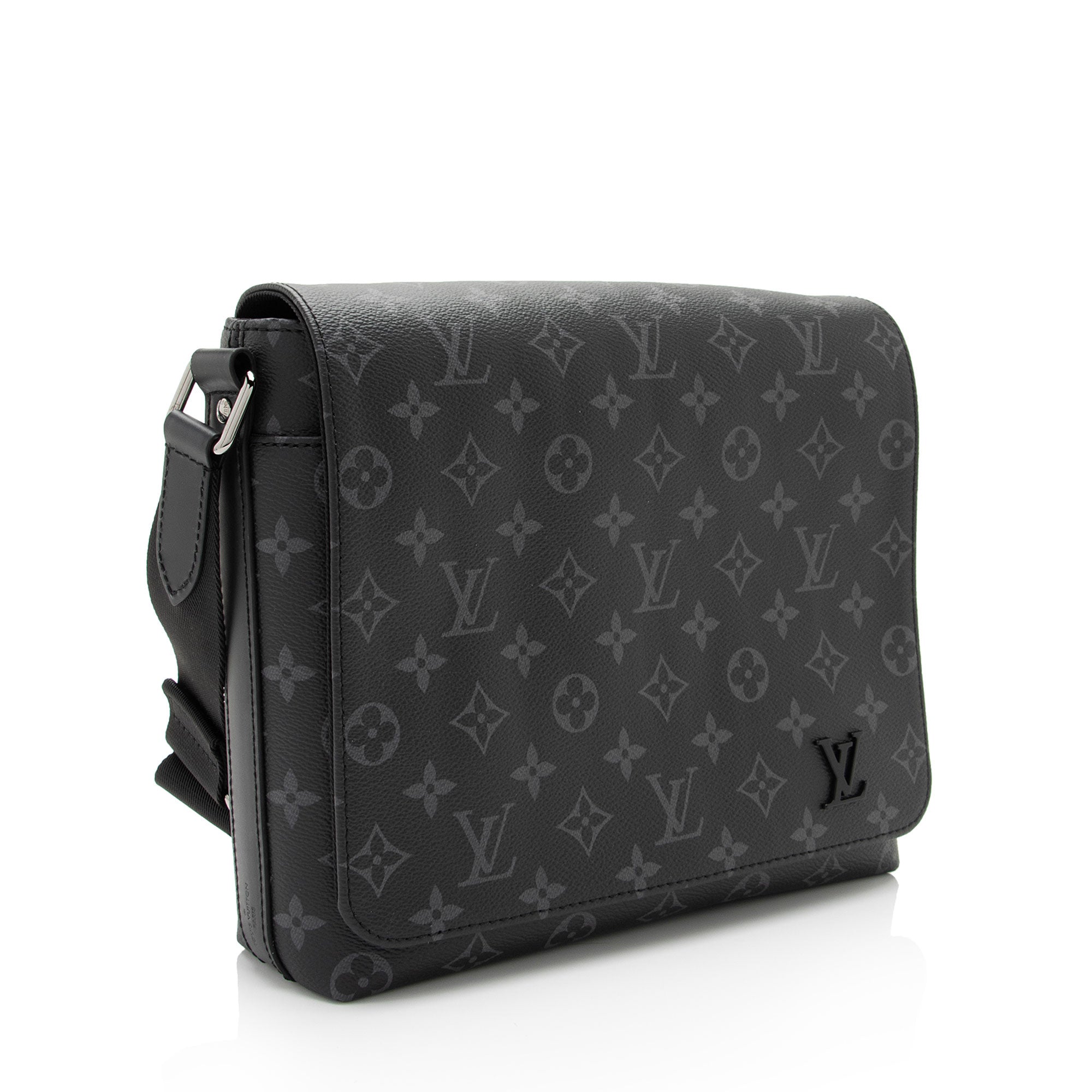 Louis Vuitton Monogram Eclipse District PM Messenger Bag (SHF-tjLCiN)