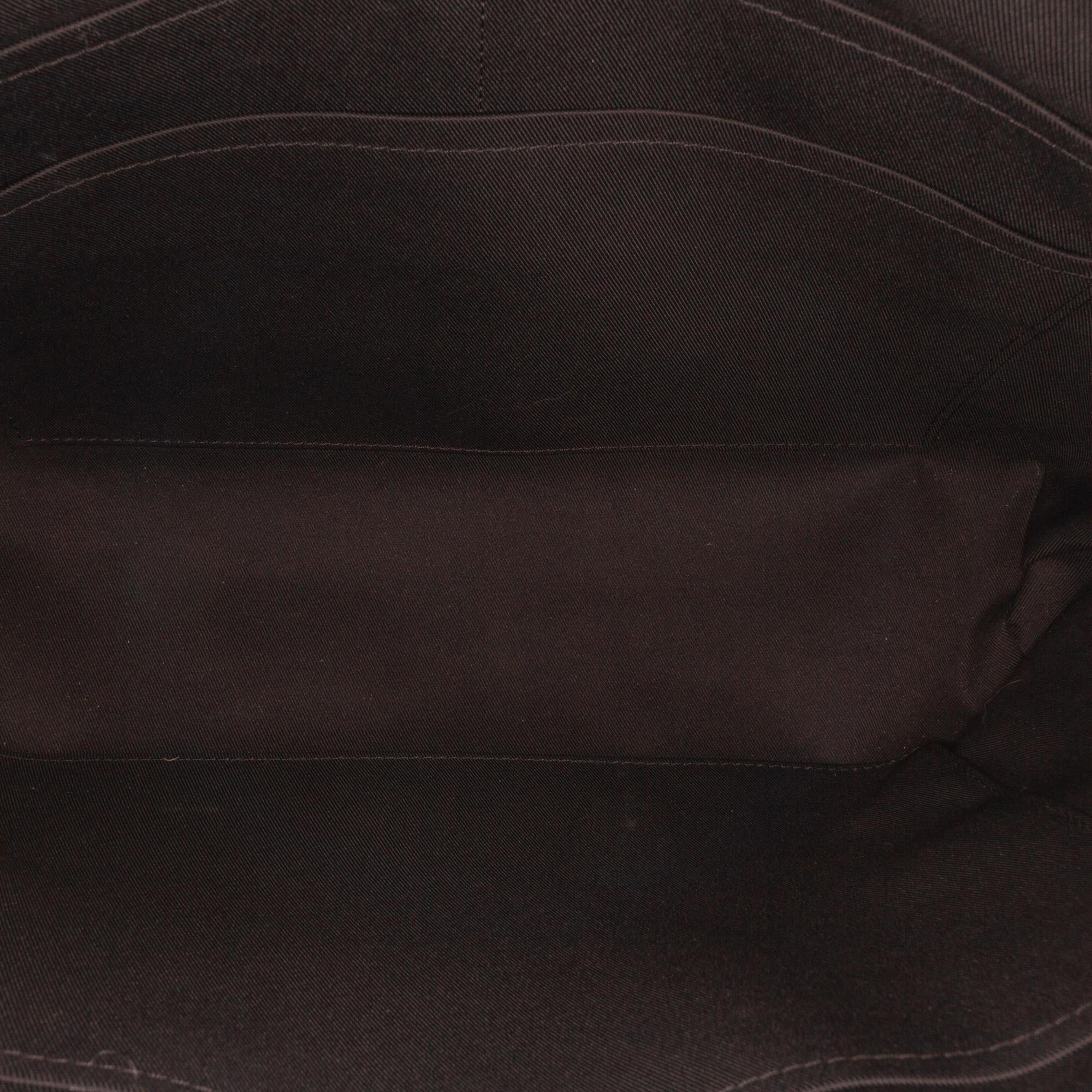 Louis Vuitton Monogram Eclipse Explorer (SHG-srG477)