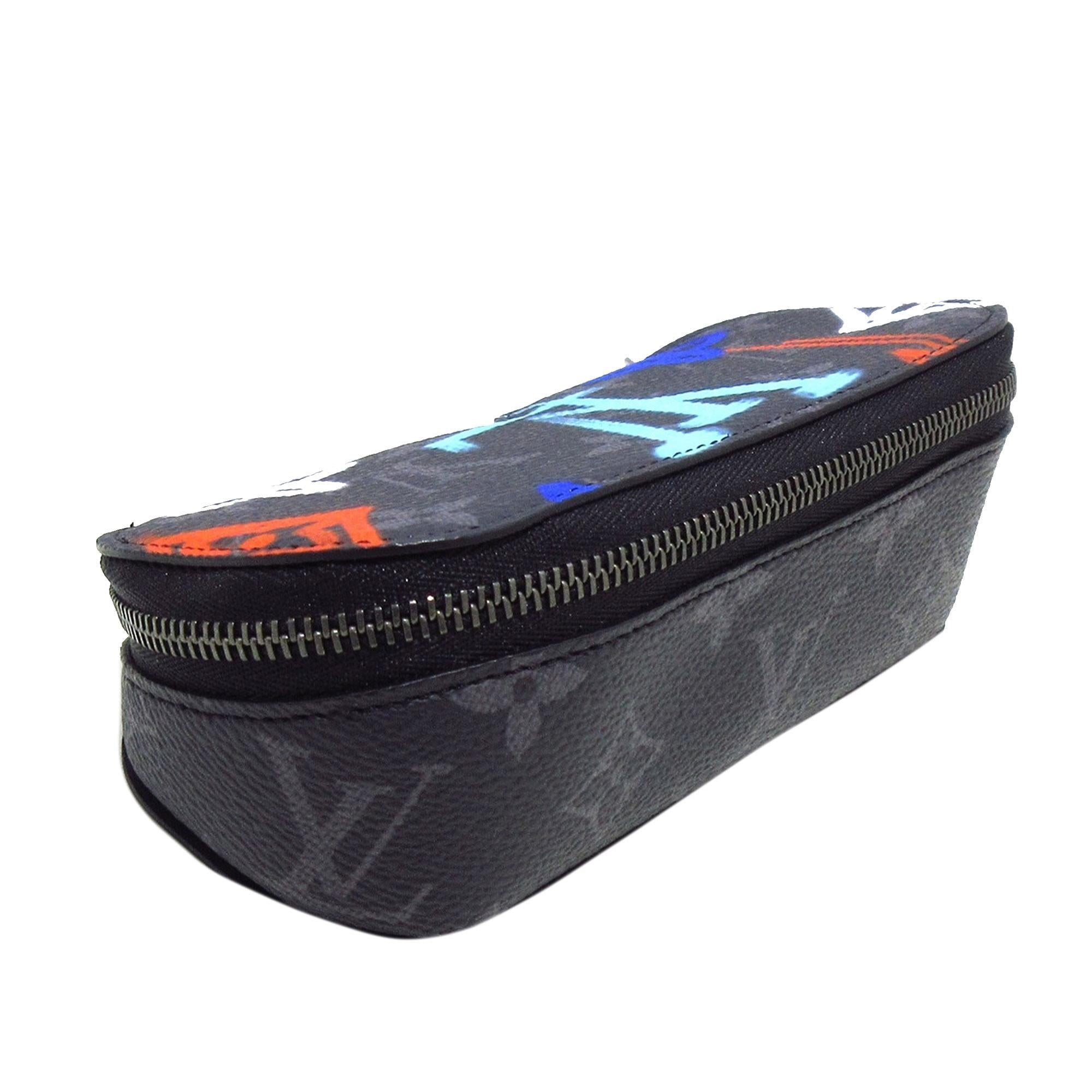Louis Vuitton Monogram Eclipse Graffiti Glasses Pouch GM (SHG-AtVHL6)