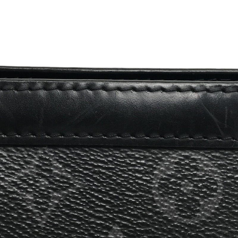 Louis Vuitton Pochette Voyage Monogram Eclipse MM Black/Grey