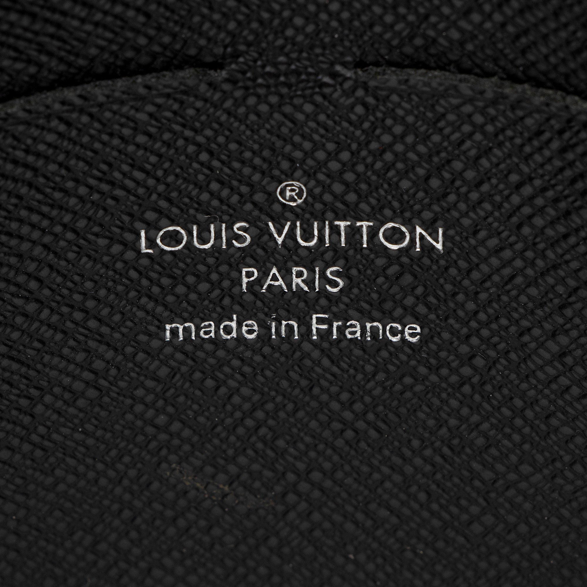 Louis Vuitton Monogram Eclipse Voyage MM Pochette (SHF-naXUvB)