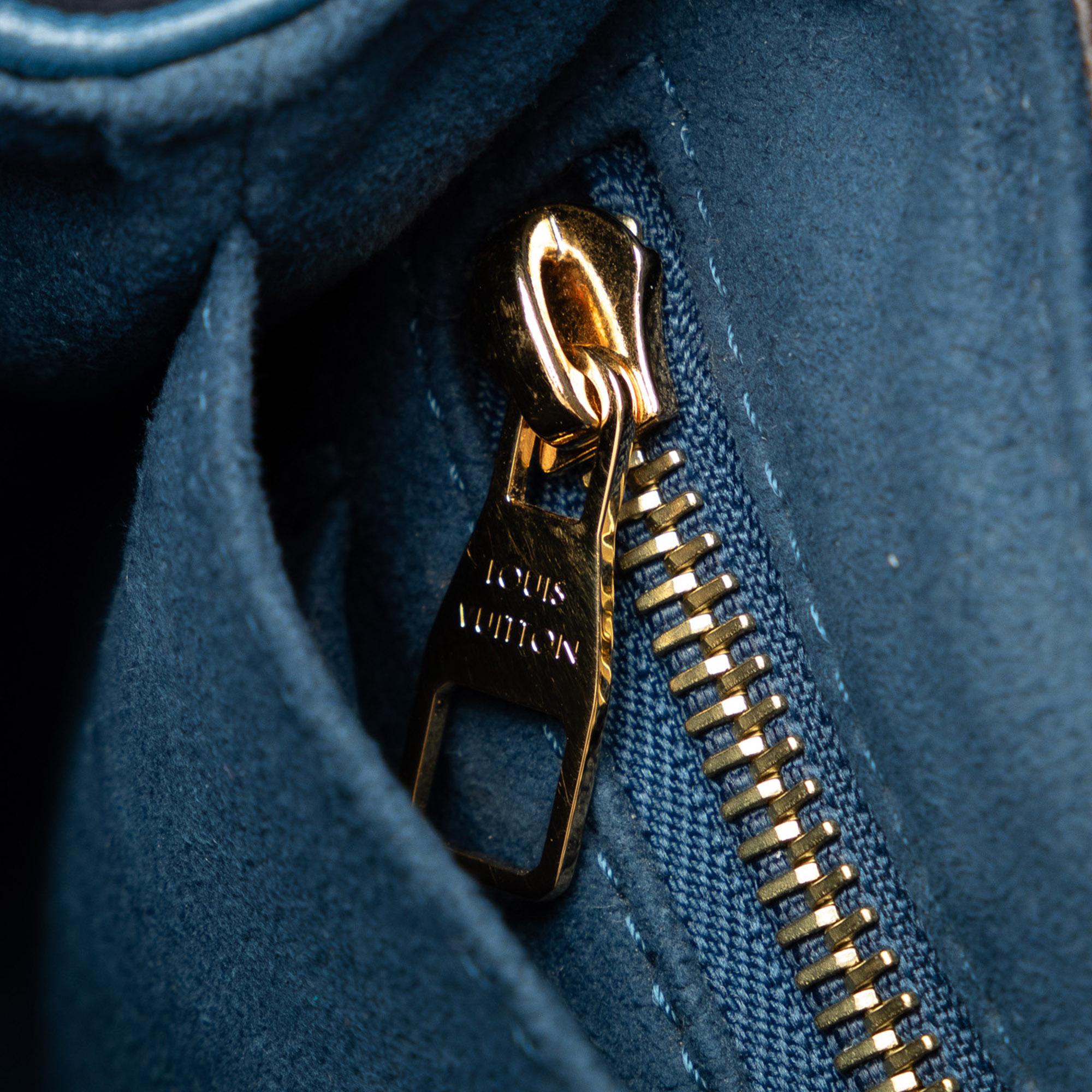 Louis Vuitton Monogram Eden PM (SHG-76yOO2)