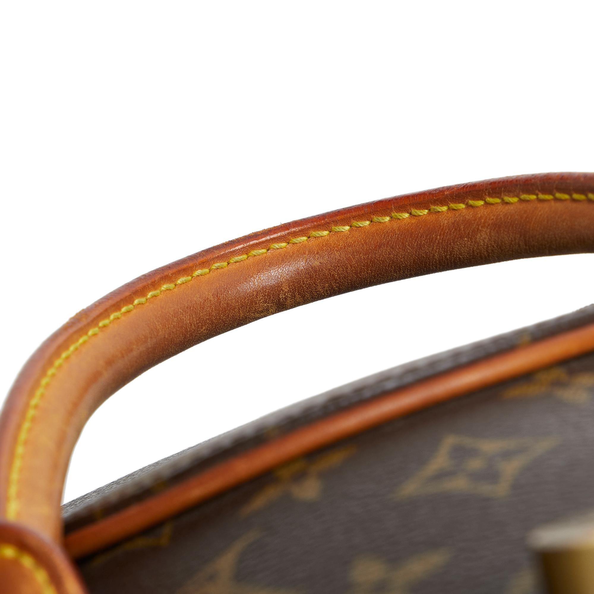 Louis Vuitton Monogram Ellipse PM (SHG-RUbx0I)