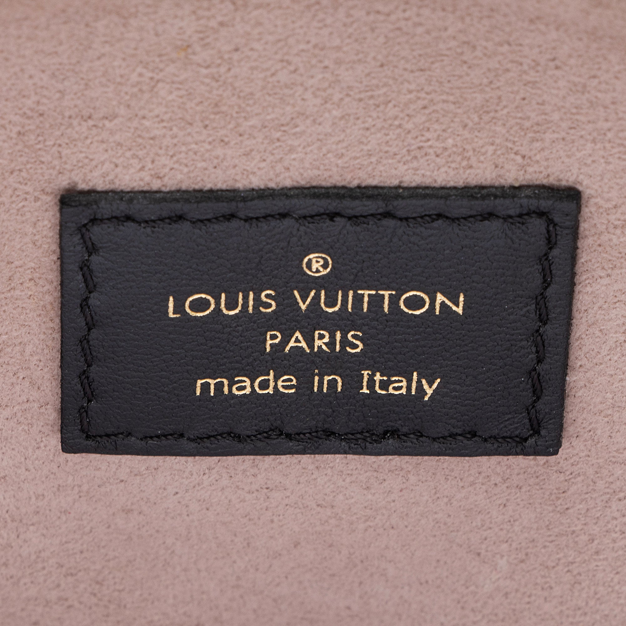 Louis Vuitton Monogram Embossed Lambskin Coussin PM Shoulder Bag (SHF-svpuoF)