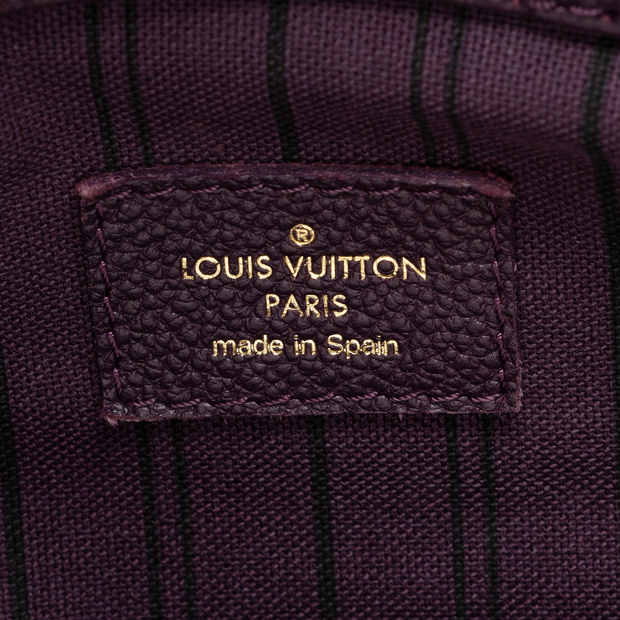Louis Vuitton Monogram Empreinte Artsy MM Shoulder Bag (SHF-r6mI6T)