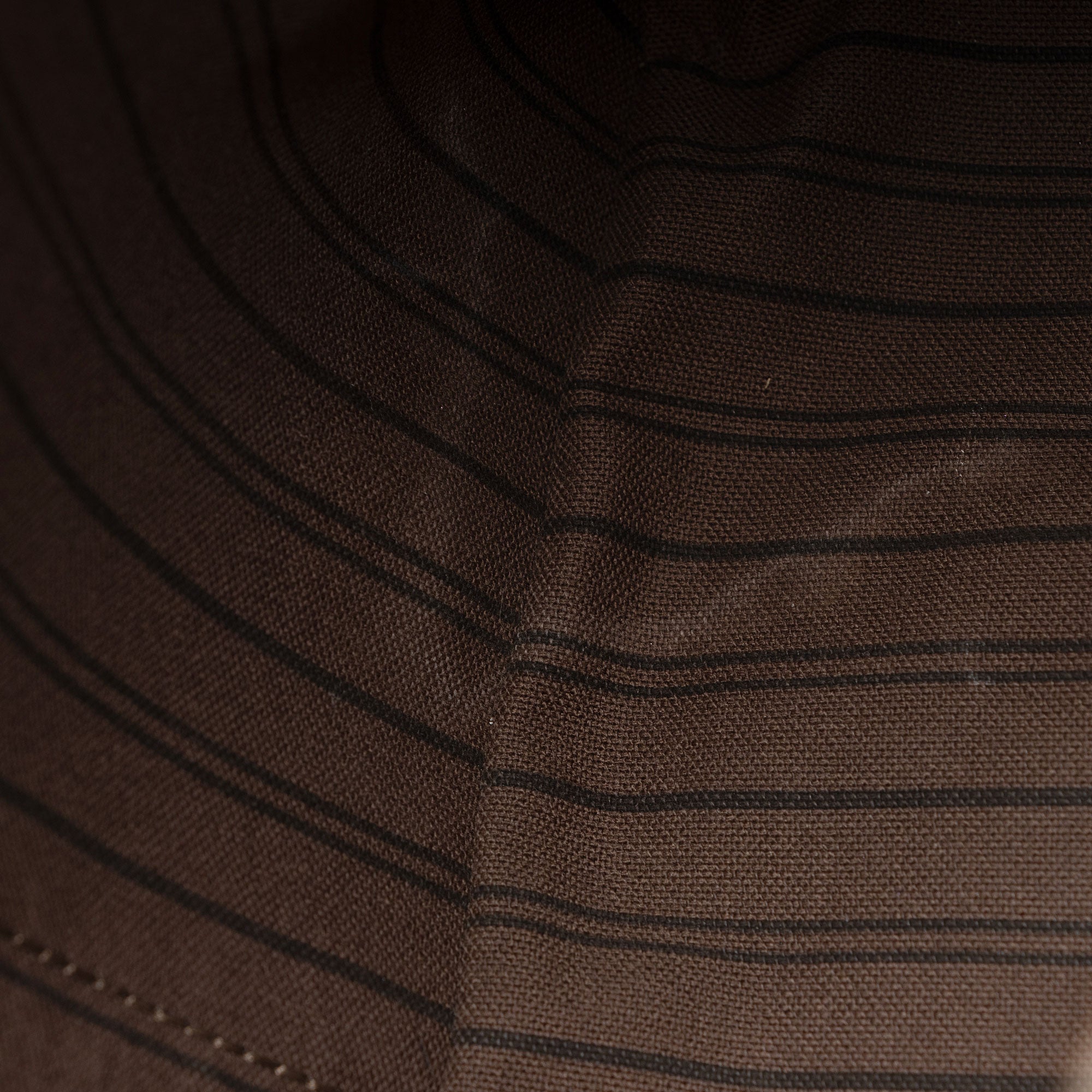 Louis Vuitton Monogram Empreinte Artsy MM Shoulder Bag (SHF-61Y5Hs)