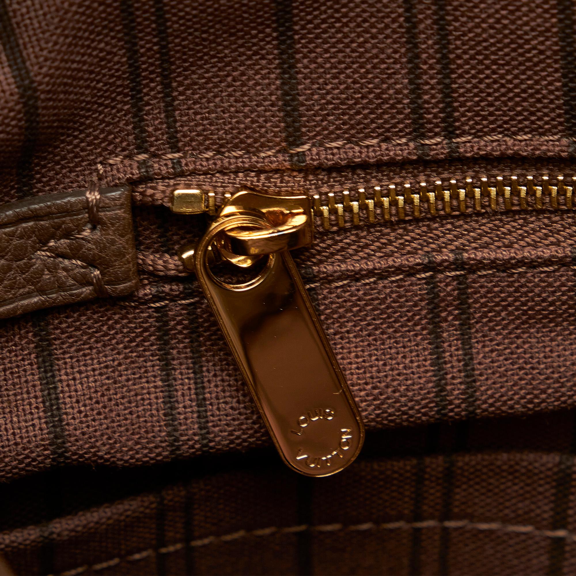 Louis Vuitton Monogram Empreinte Artsy MM (SHG-XYxu0D)