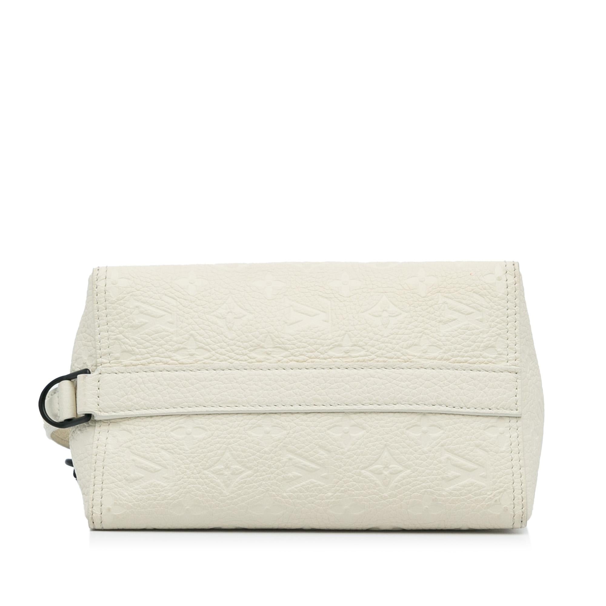 Louis Vuitton Monogram Empreinte Triangle (SHG-N0nuIO)