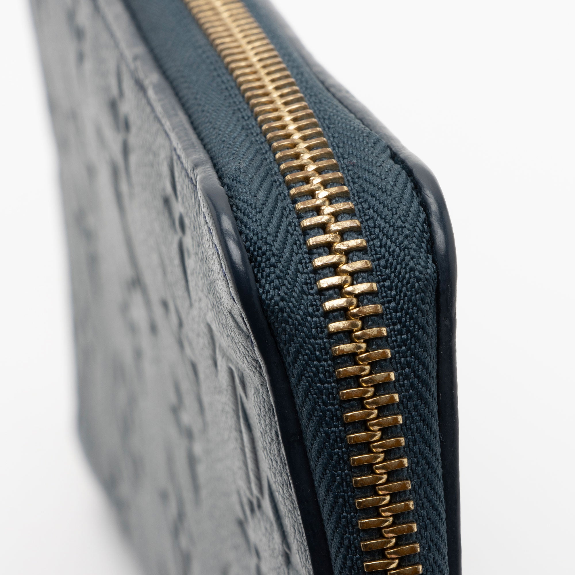 Louis Vuitton Monogram Empreinte Zippy Organizer Wallet (SHF-12piJg)