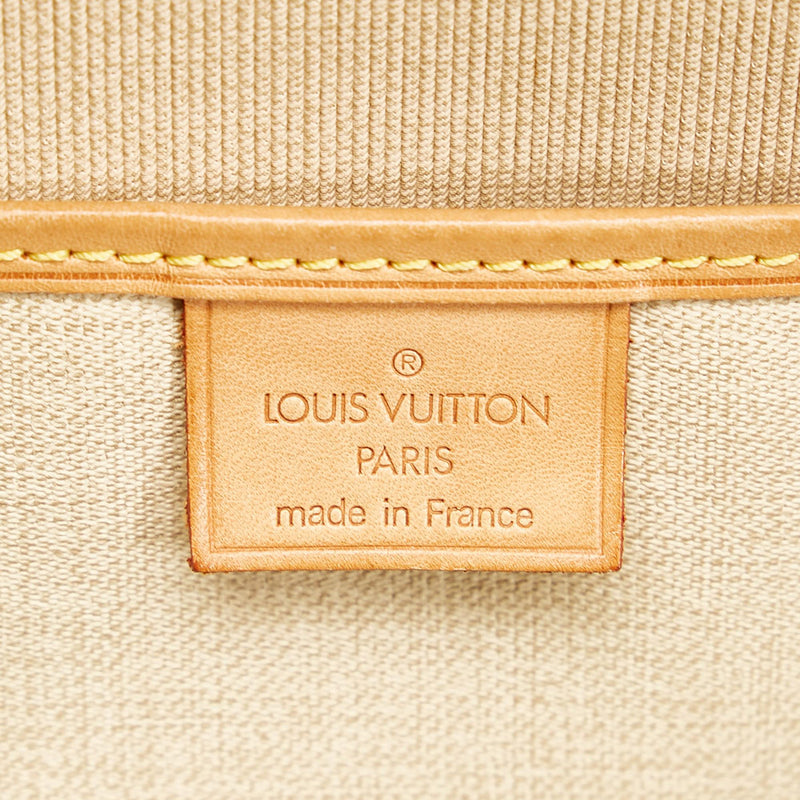 Louis Vuitton Monogram Excursion (SHG-jb1FEQ)