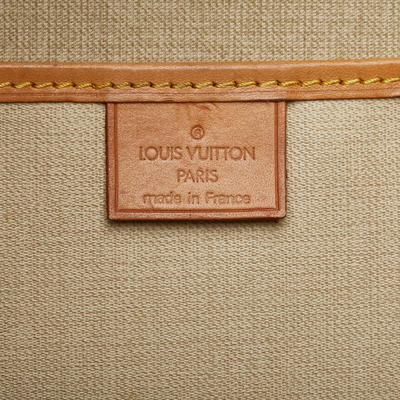 Louis Vuitton Monogram Excursion (SHG-zqMsNa)