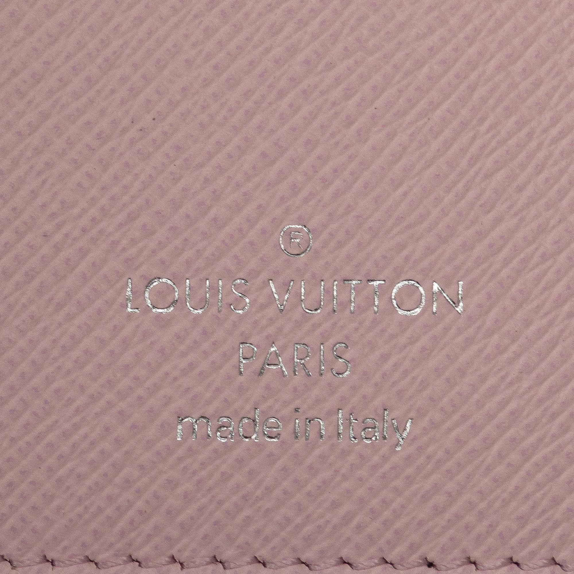 Louis Vuitton Monogram Giant Escale Victorine (SHG-KNvLmj)