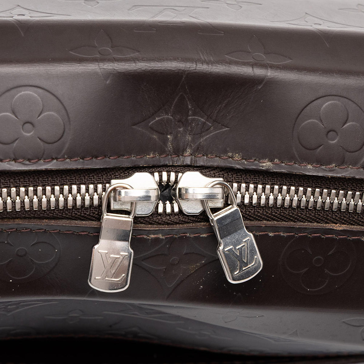 Louis Vuitton Monogram Glace Steve