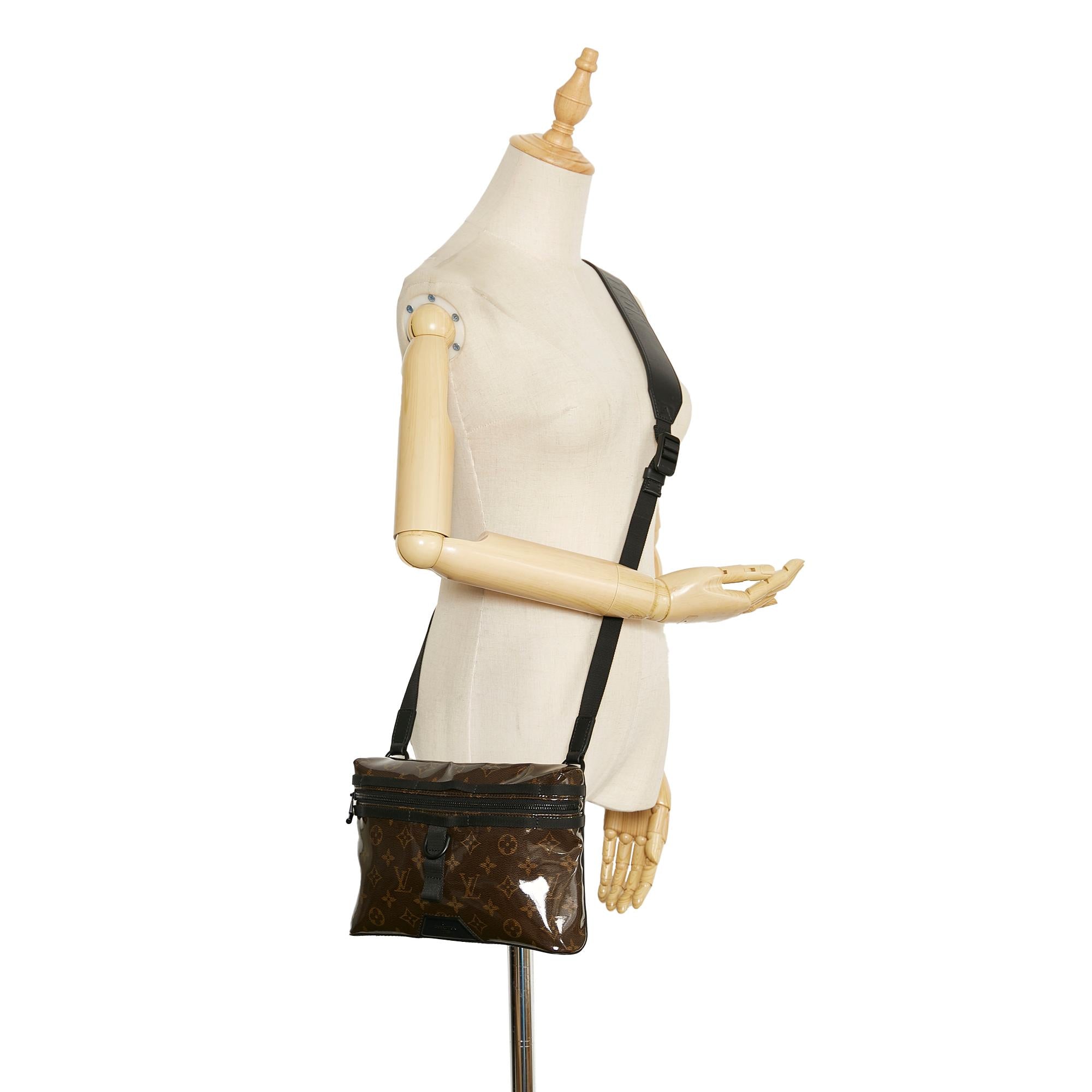 Louis Vuitton Monogram Glaze Messenger (SHG-5jZ5ha)