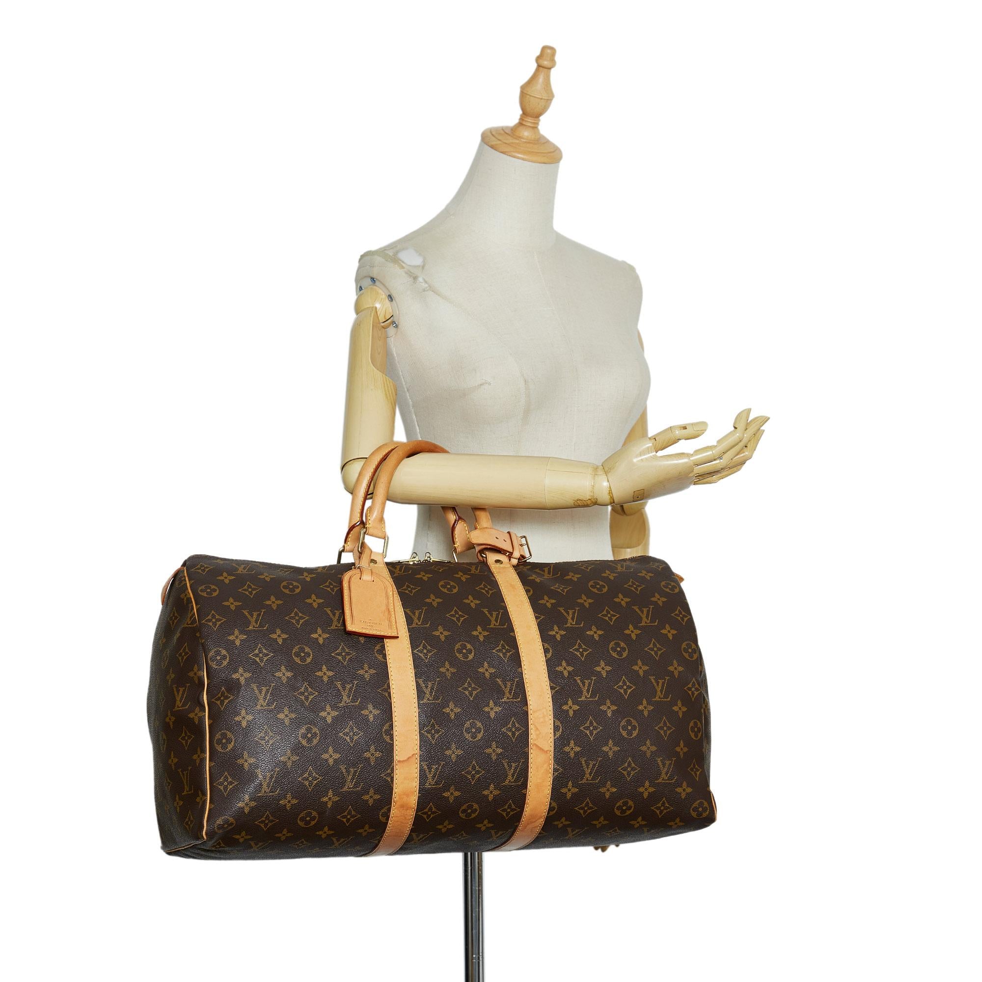 Louis Vuitton Monogram Keepall 50 (SHG-37vfEj)