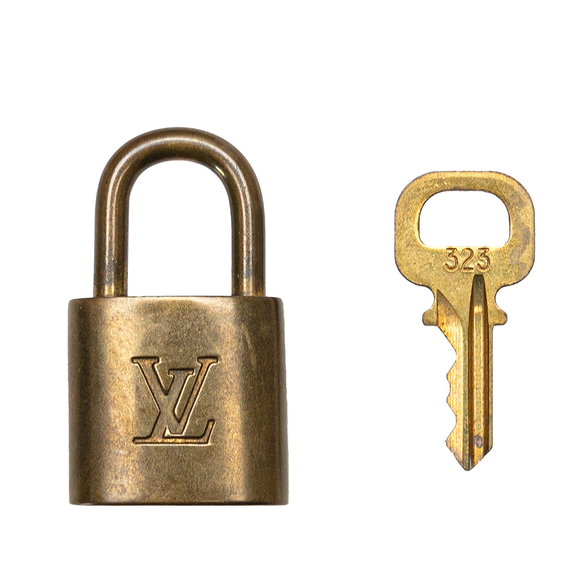 Louis Vuitton Monogram Keepall 50