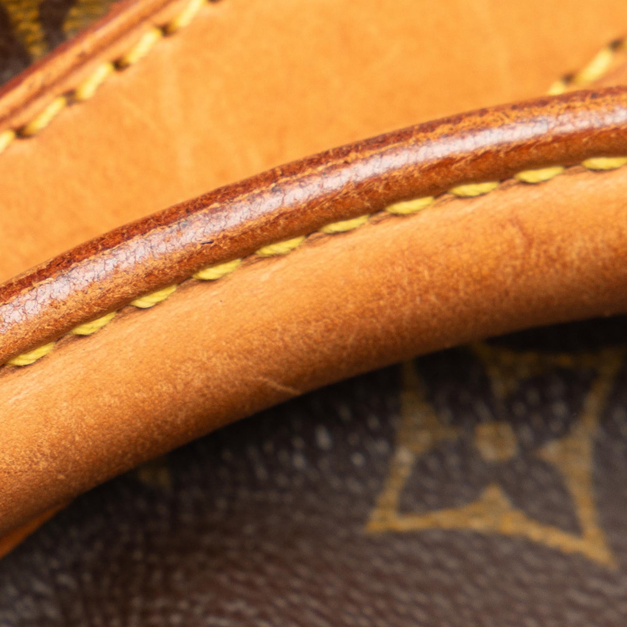 Louis Vuitton Monogram Keepall 55 (SHG-E3MY3H)