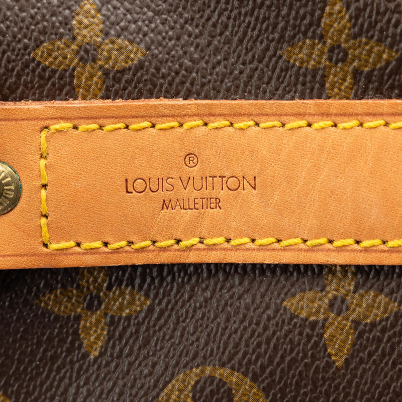 Louis Vuitton Monogram Keepall Bandouliere 55 (SHG-IAsAs7)