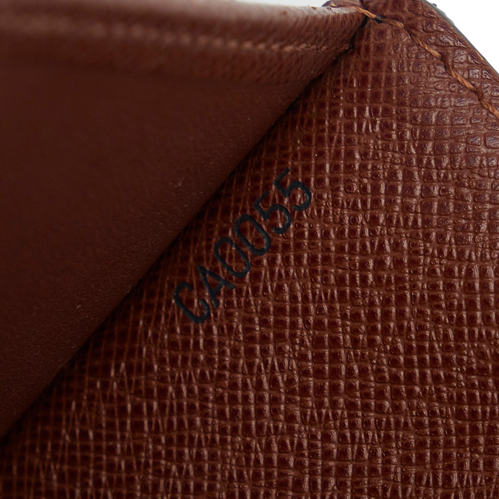 Louis Vuitton Monogram Koala Wallet (SHG-kcqh0l)