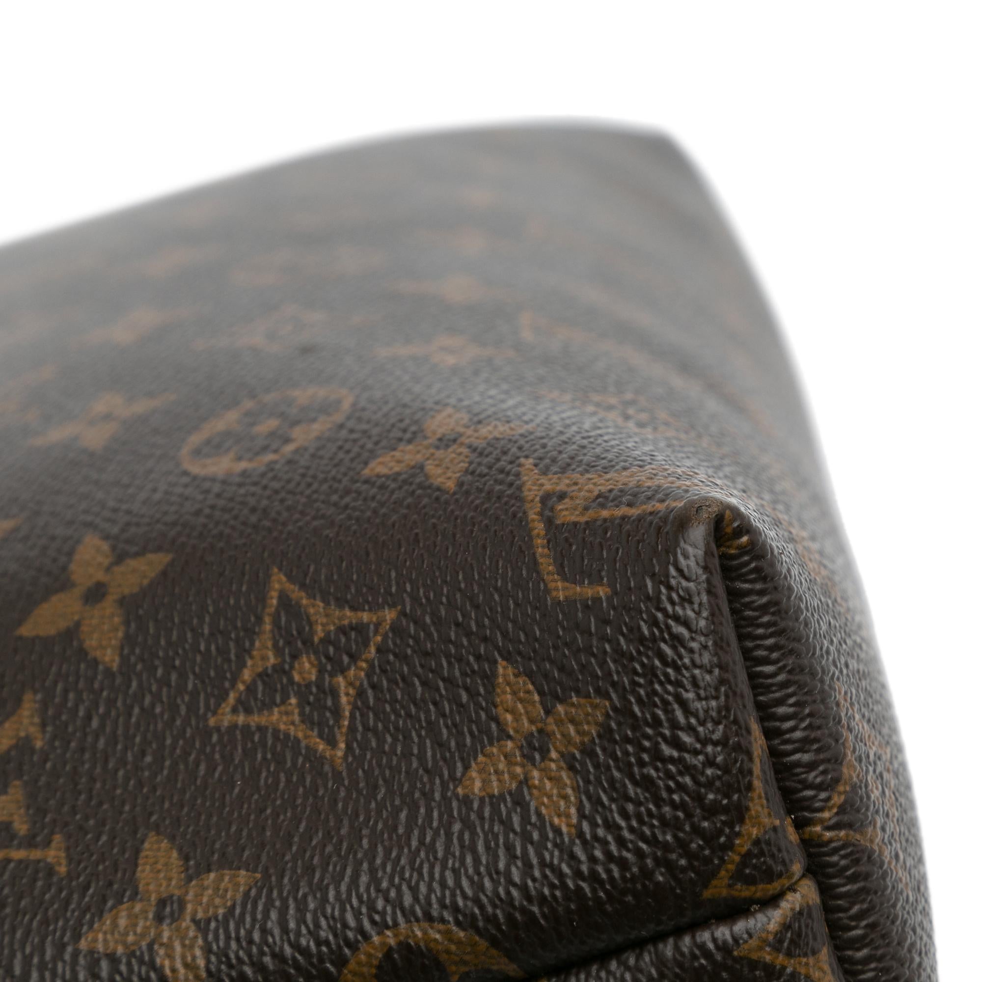 Louis Vuitton Monogram Lockit Chain MM (SHG-jK4Qs3)