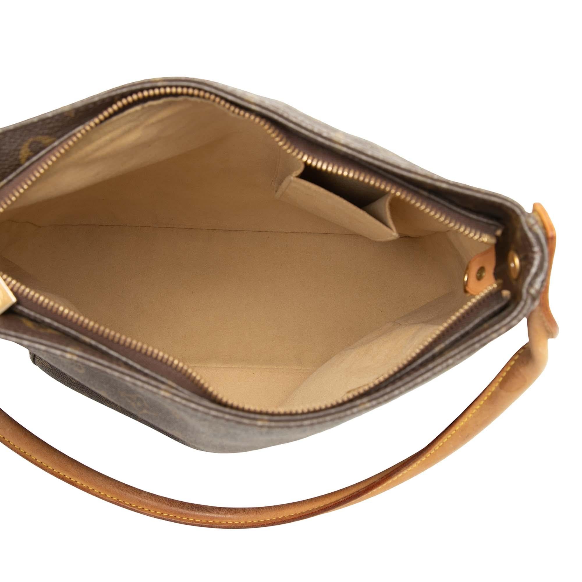 Louis Vuitton Monogram Looping GM