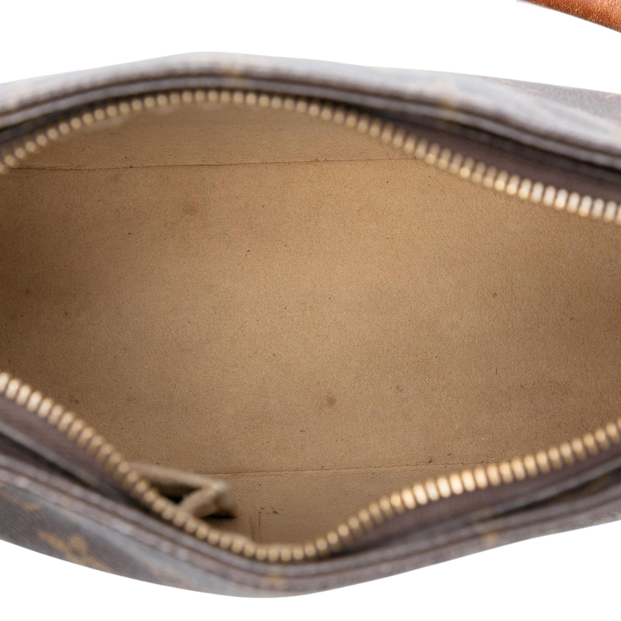 Louis Vuitton Monogram Looping MM