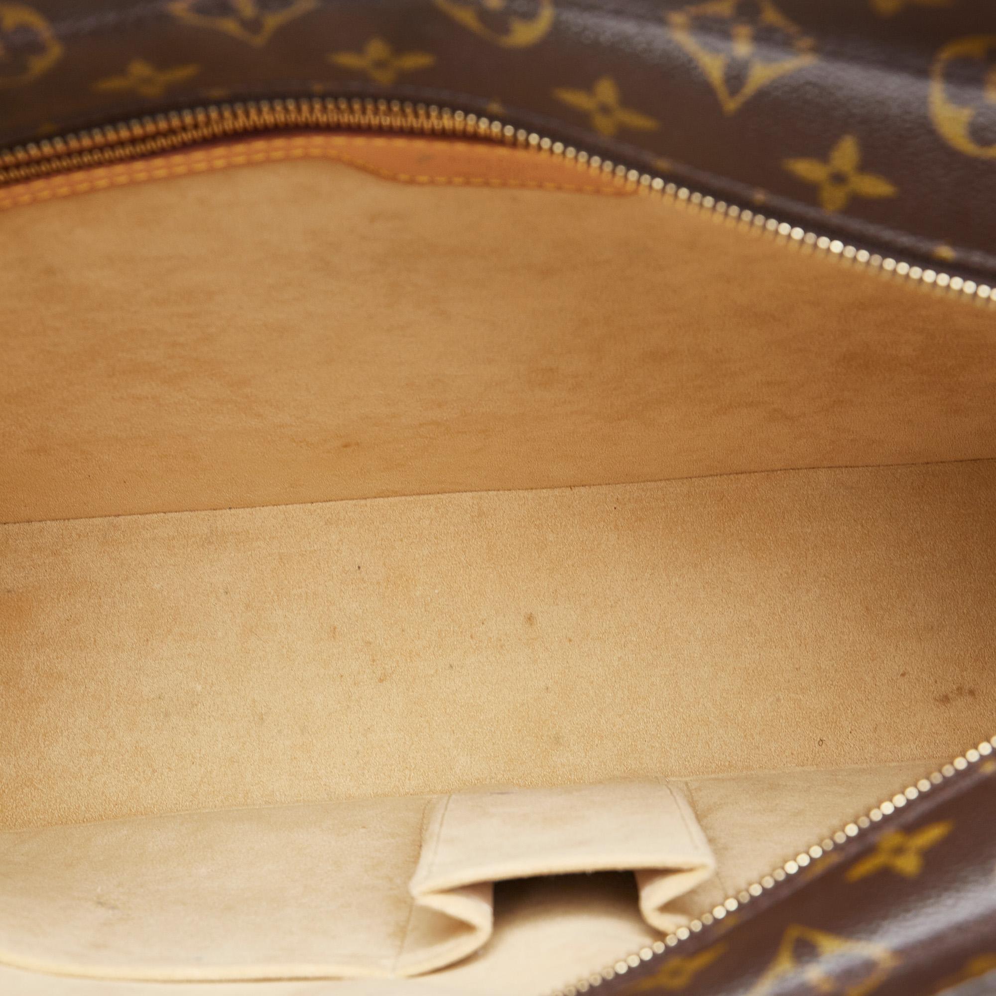 Louis Vuitton Monogram Luco (SHG-Hee5bx)