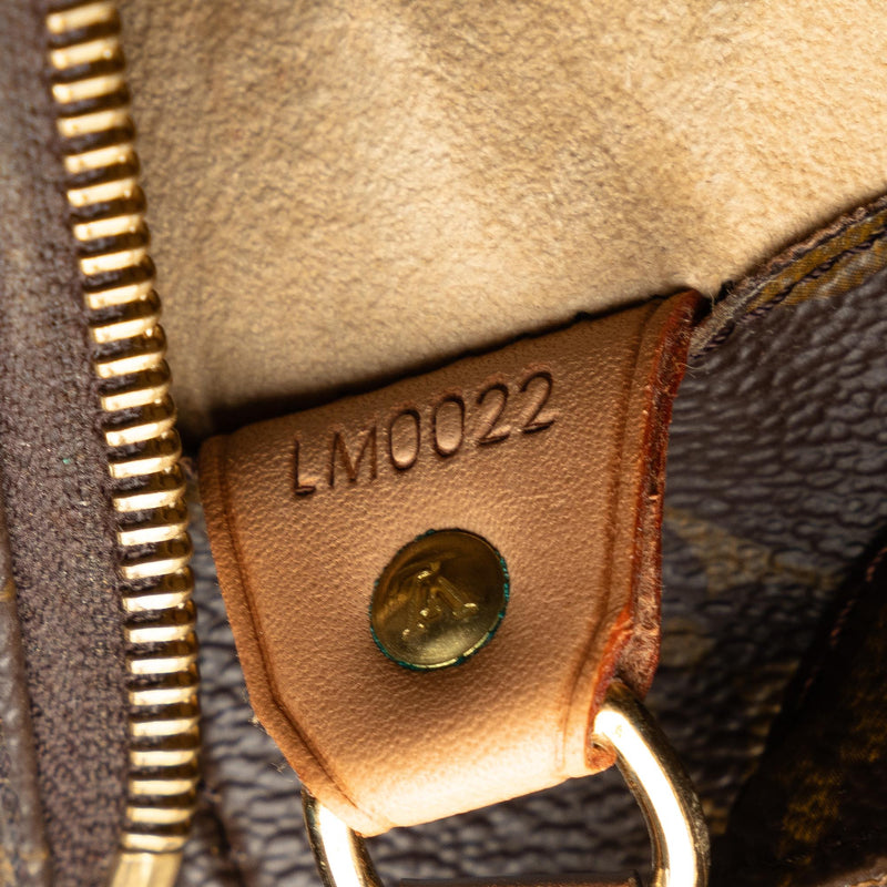 Louis Vuitton Monogram Luco (SHG-HTBMsj)