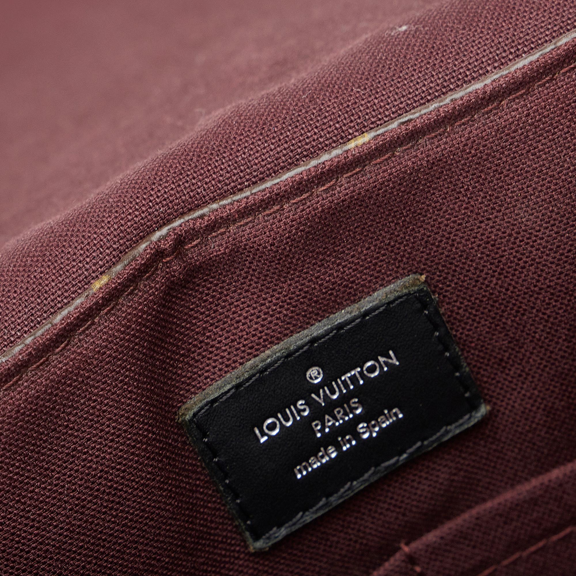 Louis Vuitton Monogram Macassar District PM (SHG-FXJXgs)