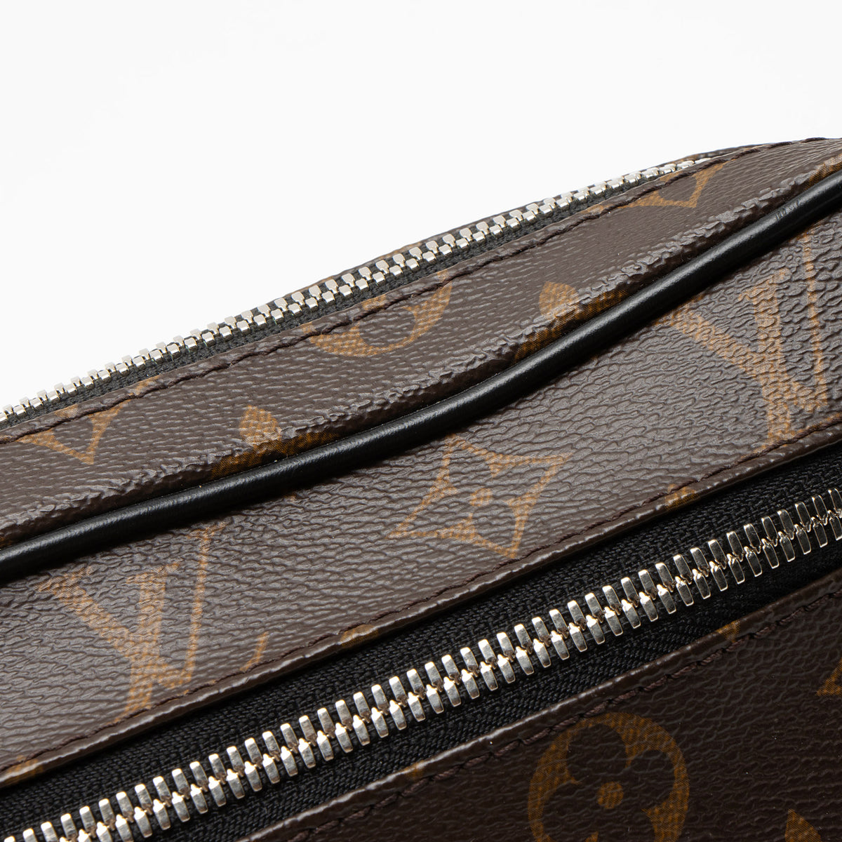Louis Vuitton Monogram Macassar Kasai Clutch
