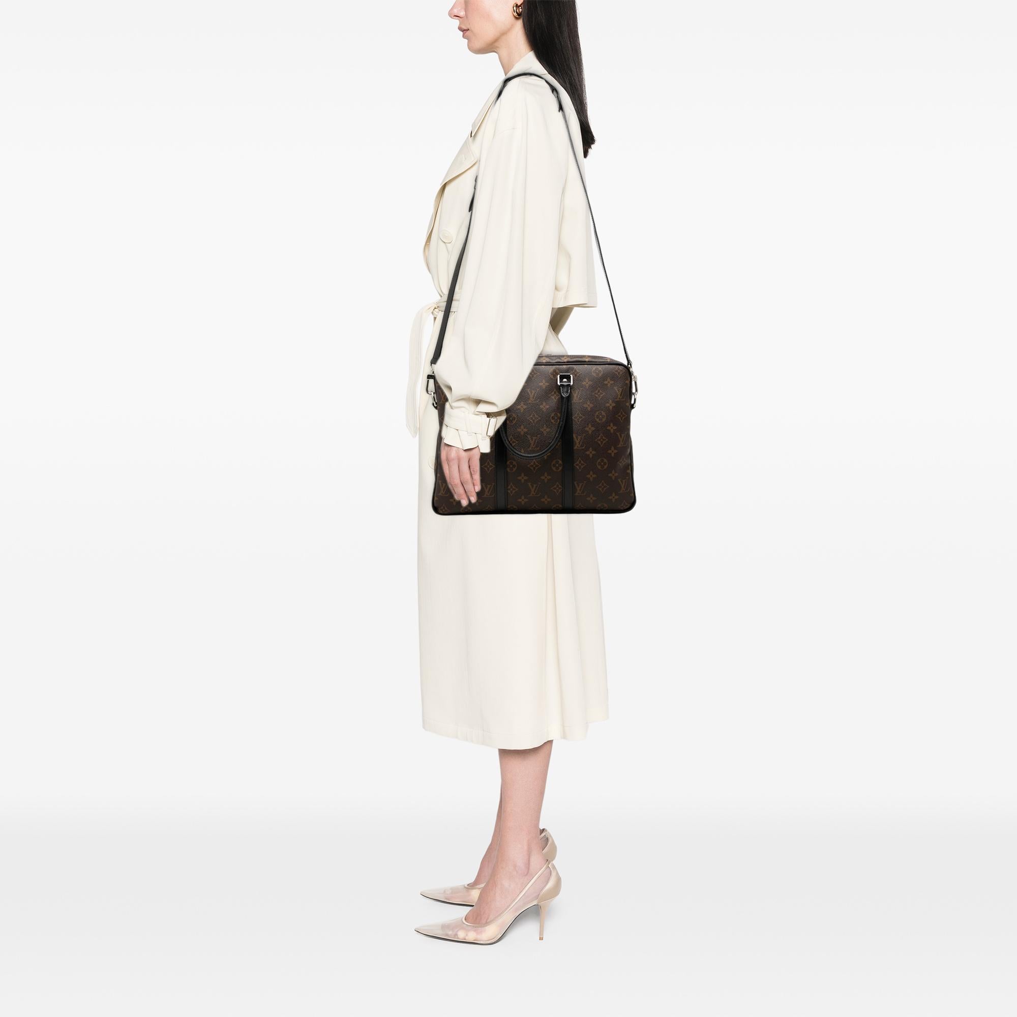 Louis Vuitton Monogram Macassar Porte Documents Voyage