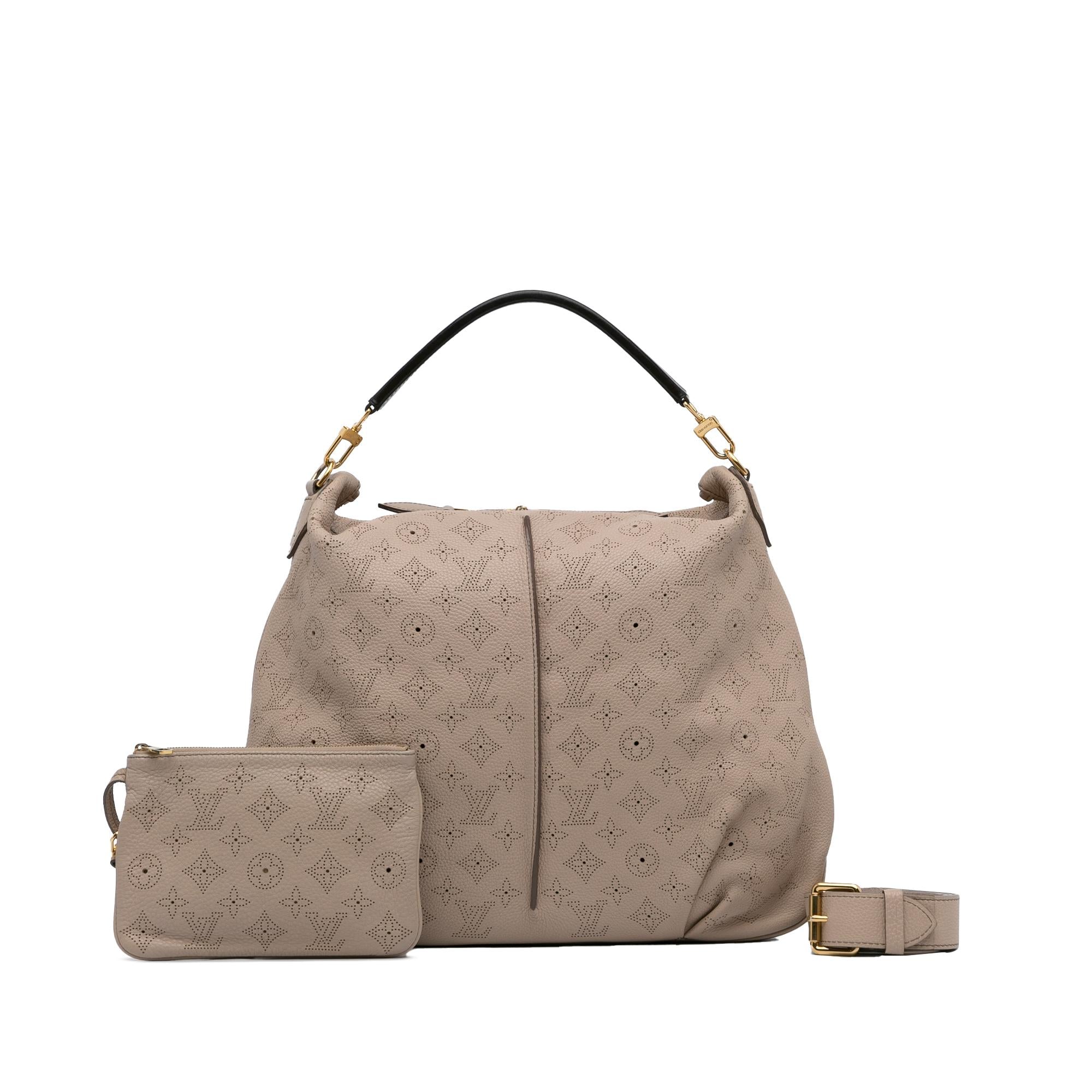 Louis Vuitton Monogram Mahina Selene MM (SHG-c7G6NL)