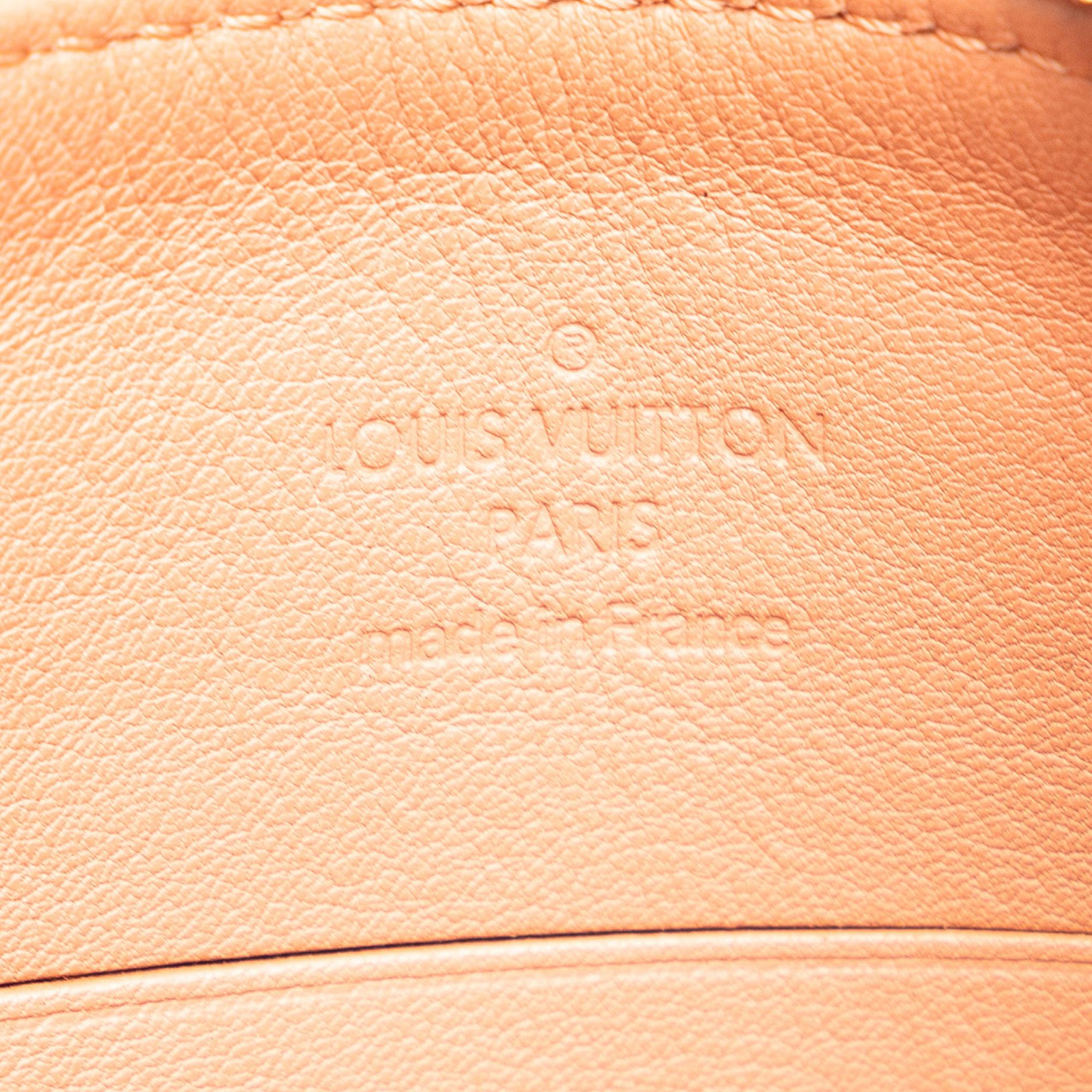 Louis Vuitton Monogram Mahina Selene PM (SHG-uTPU0I)