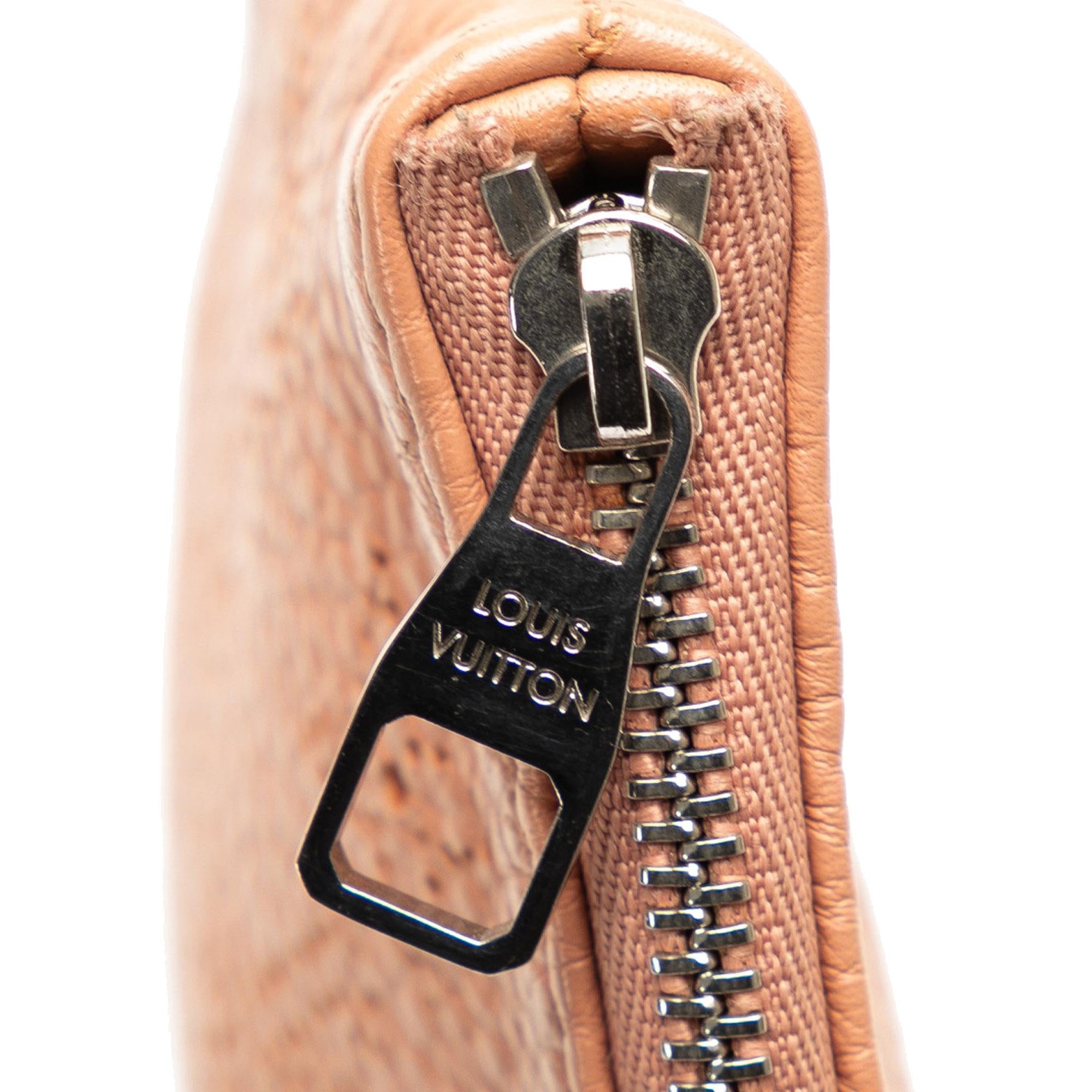 Louis Vuitton Monogram Mahina Selene PM (SHG-uTPU0I)