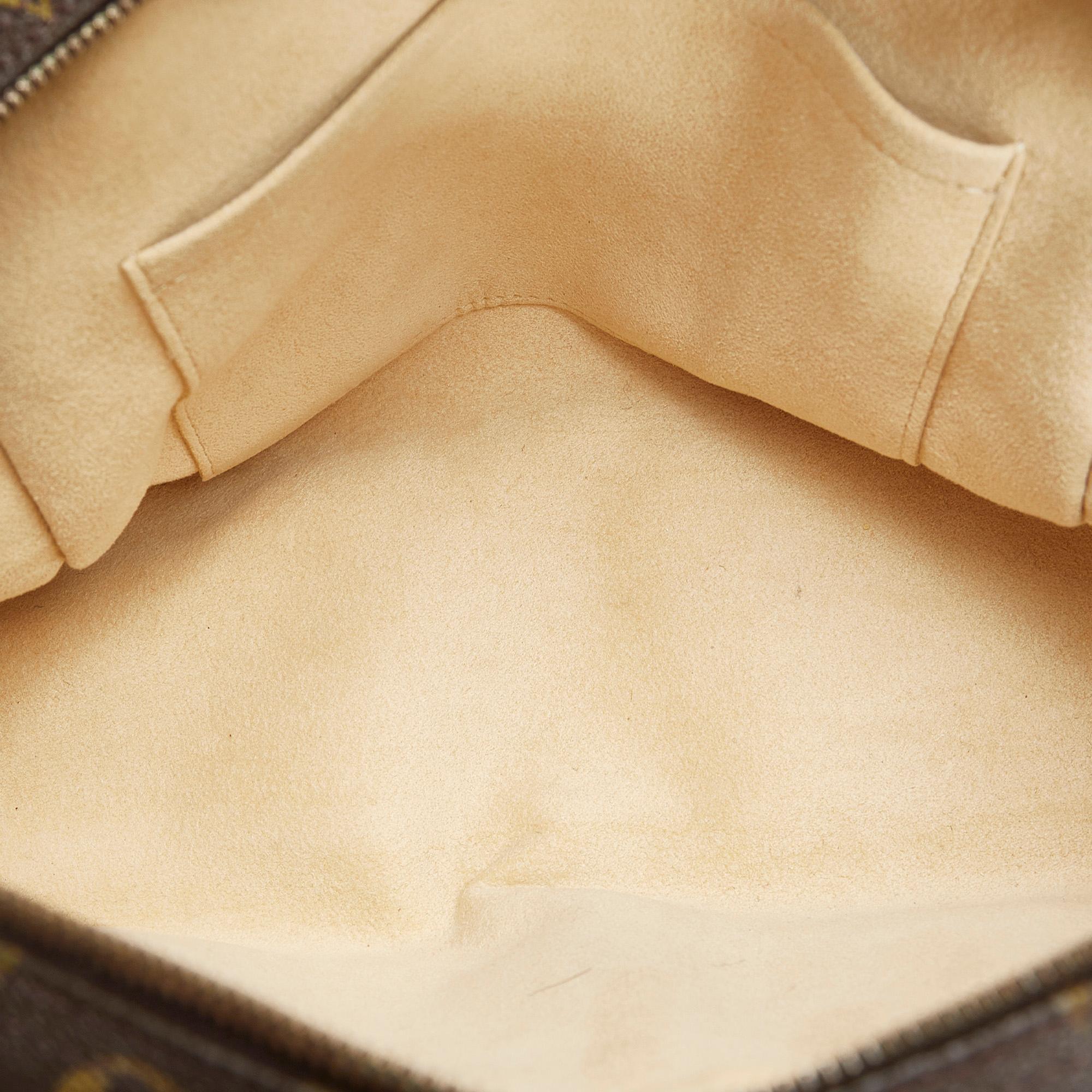 Louis Vuitton Monogram Manhattan PM (SHG-9TIWOD)