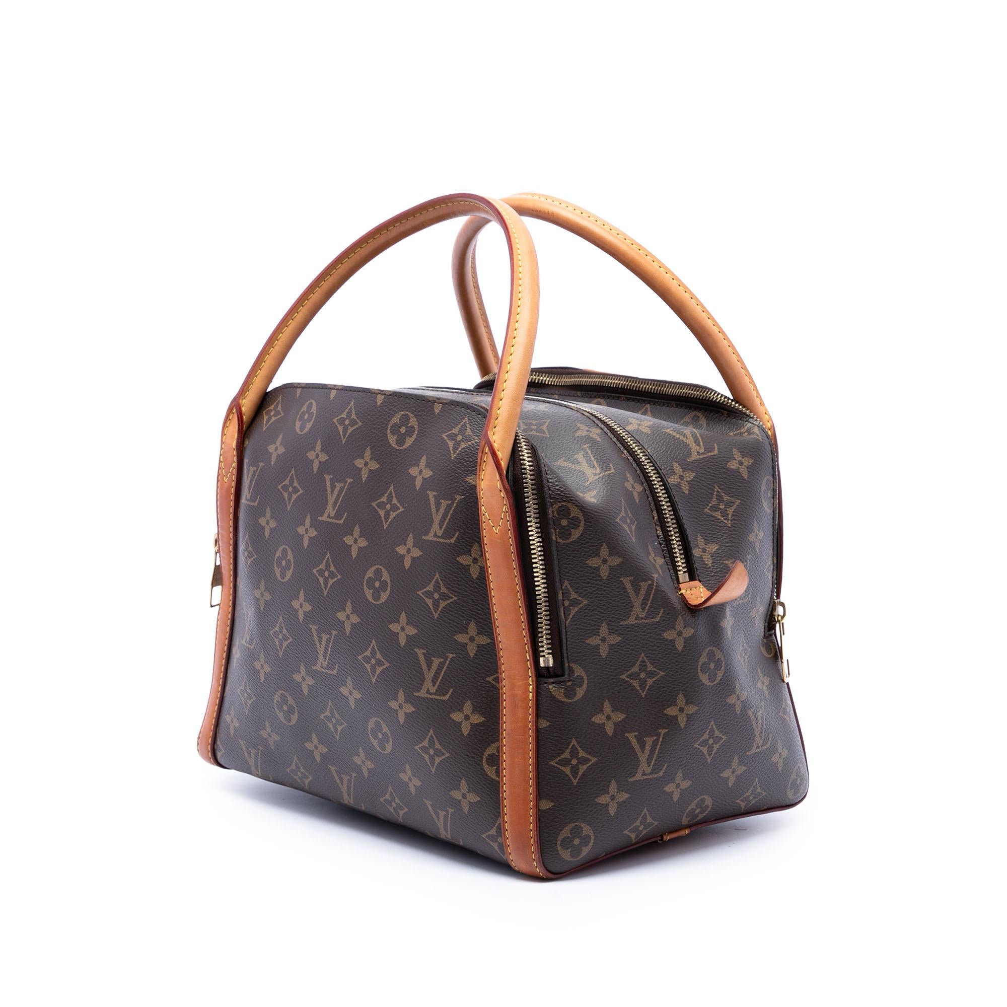 Louis Vuitton Monogram Marais MM