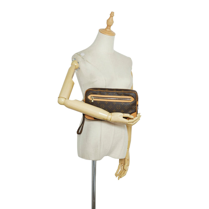 Louis vuitton store marly dragonne