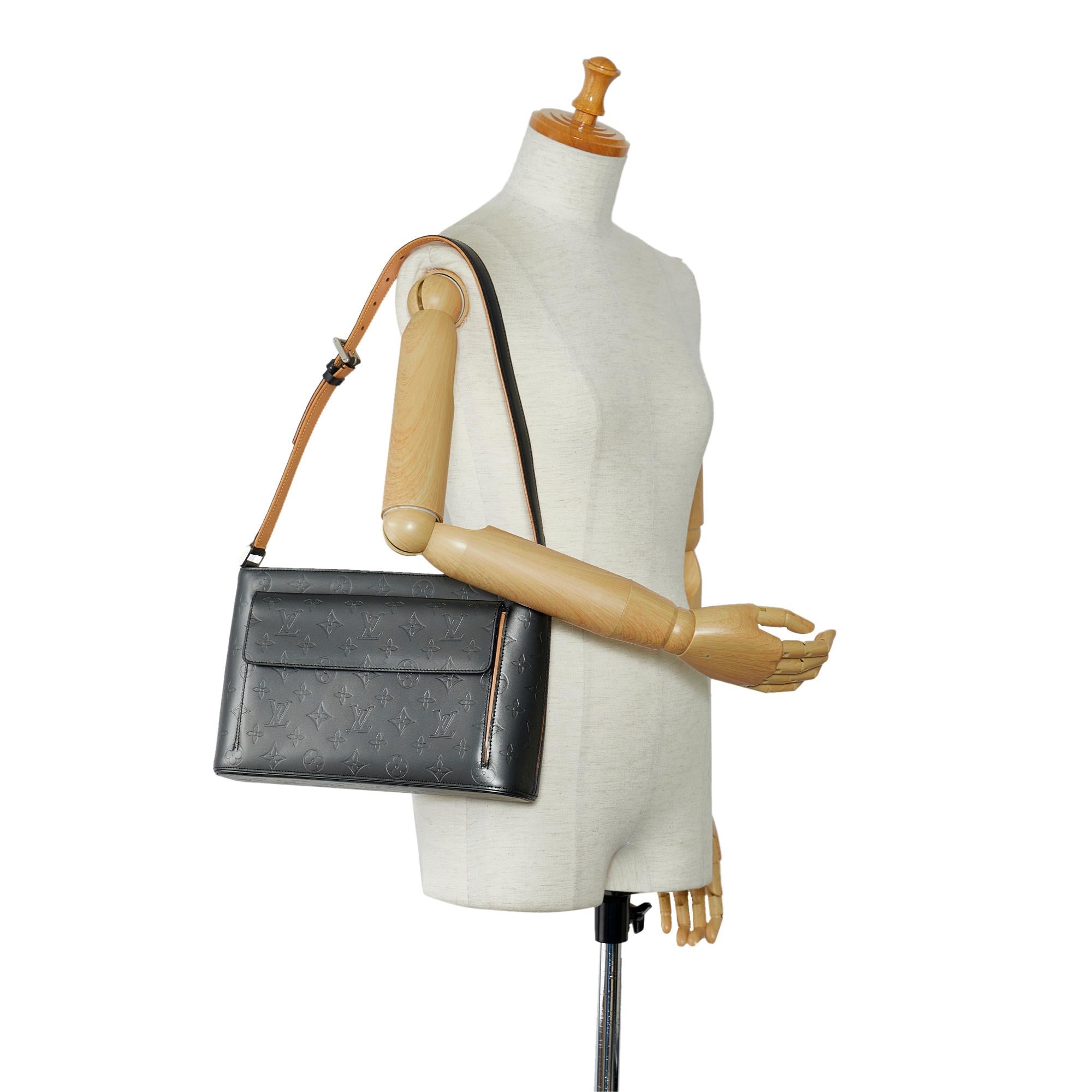 Louis Vuitton Monogram Mat Alston (SHG-BCME5E)