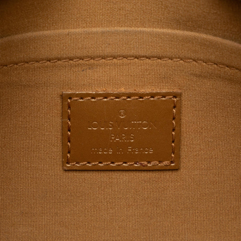 Louis Vuitton Monogram Mat Shelton (SHG-VtubuP)