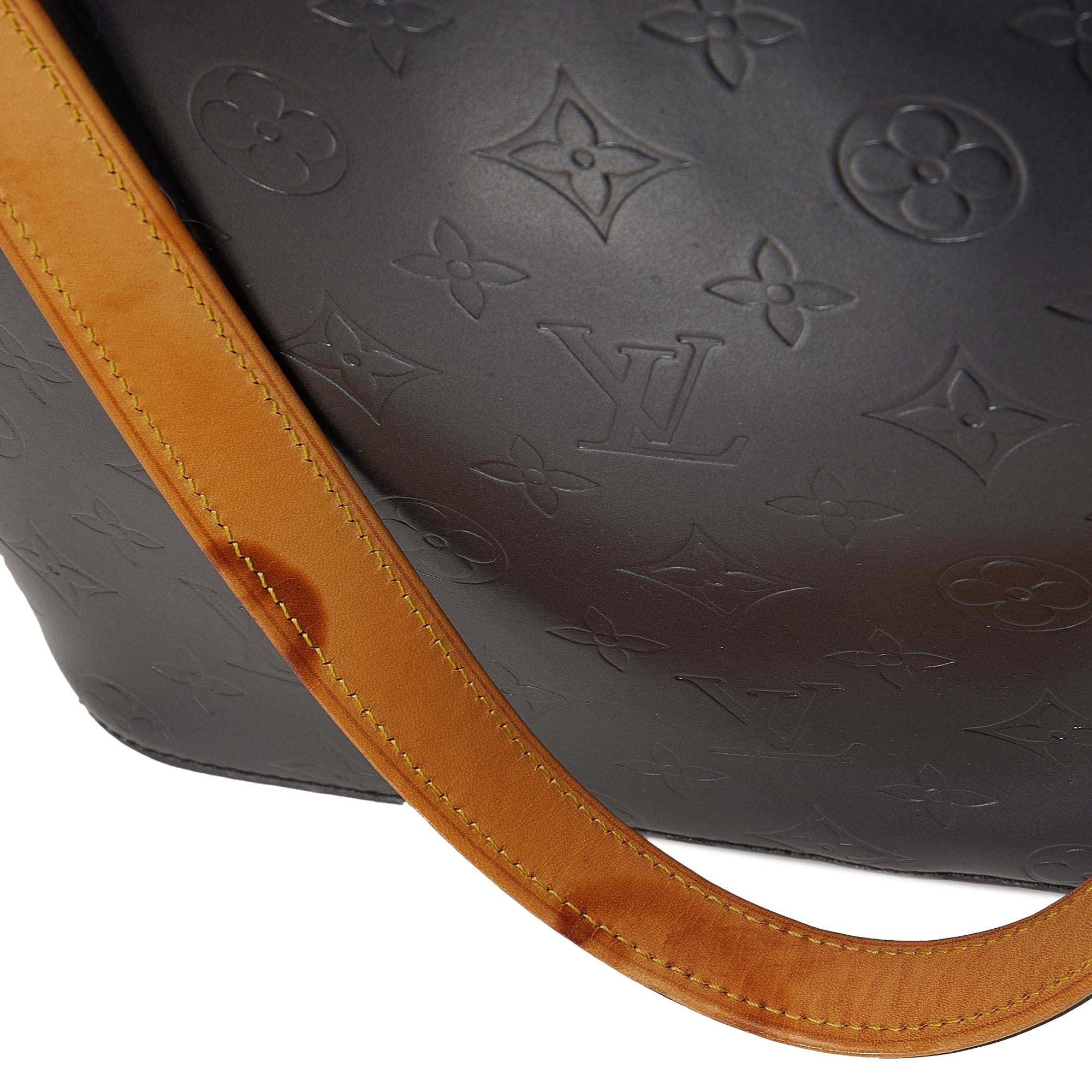 Louis Vuitton Monogram Mat Stockton (SHG-fhmAVg)